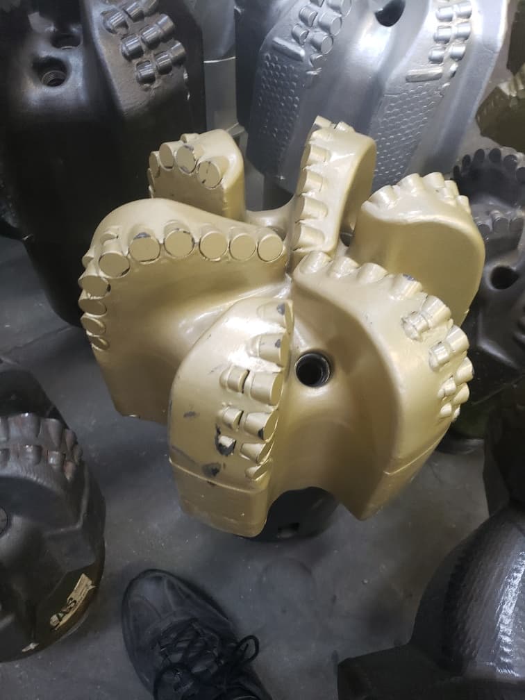 Tricone — Milled-tooth, Sealed roller bearing